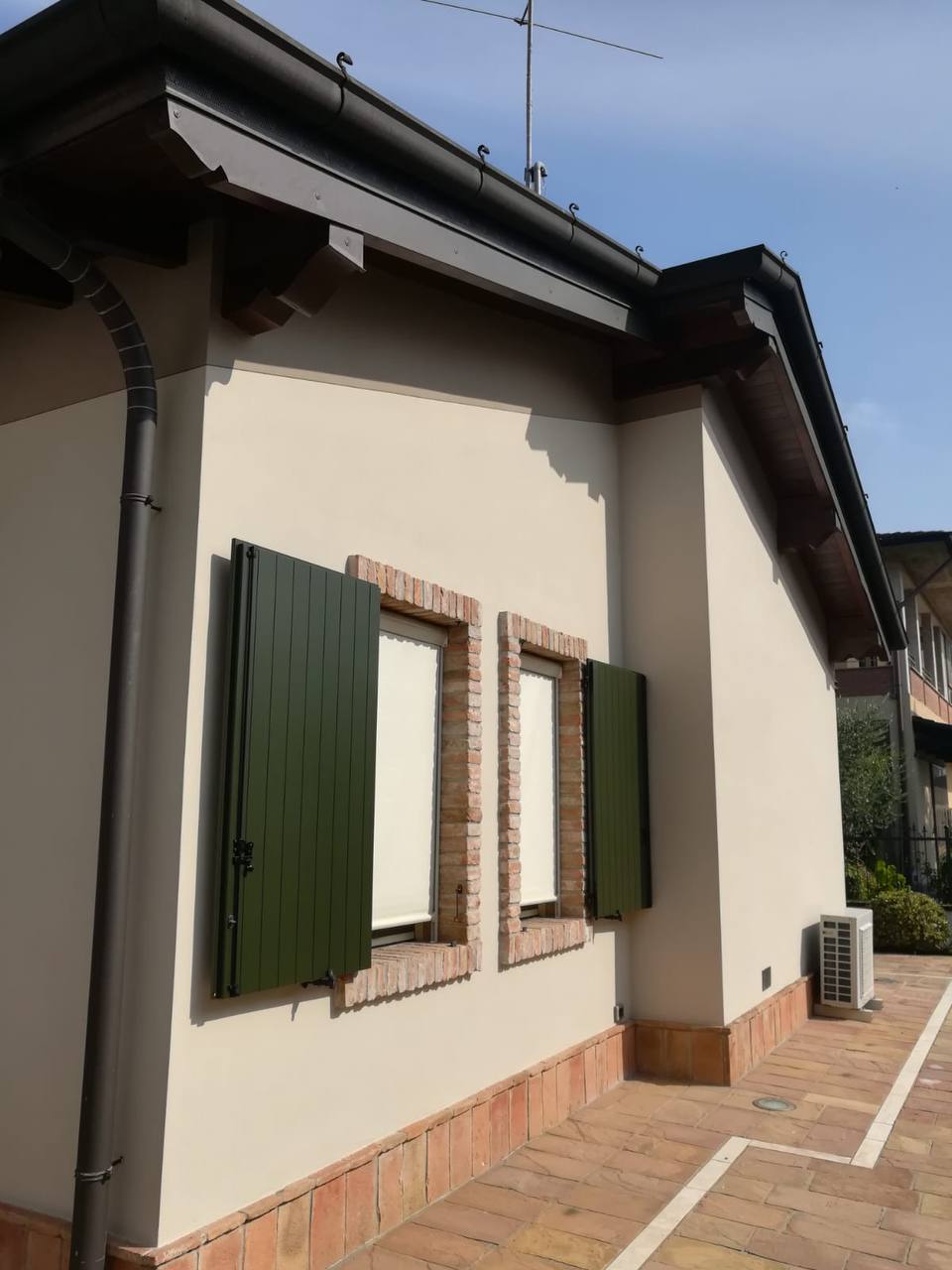 Tinteggiatura Esterni - Foto 21